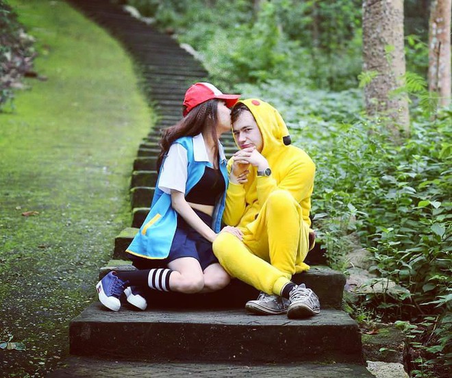 Soái Tây nhà người ta: suýt bị đuổi việc vì hay lén về chăm vợ ốm, mặc đồ Pikachu chụp ảnh cưới - Ảnh 4.