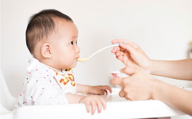 Vô số tác dụng tuyệt vời của nước cơm mà cha mẹ không biết cho con ăn hàng ngày - Ảnh 2.