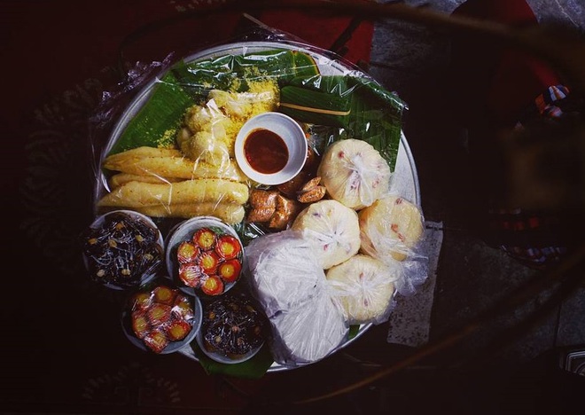7 món bánh dân dã sống mãi với tuổi thơ của bao thế hệ người Việt - Ảnh 1.