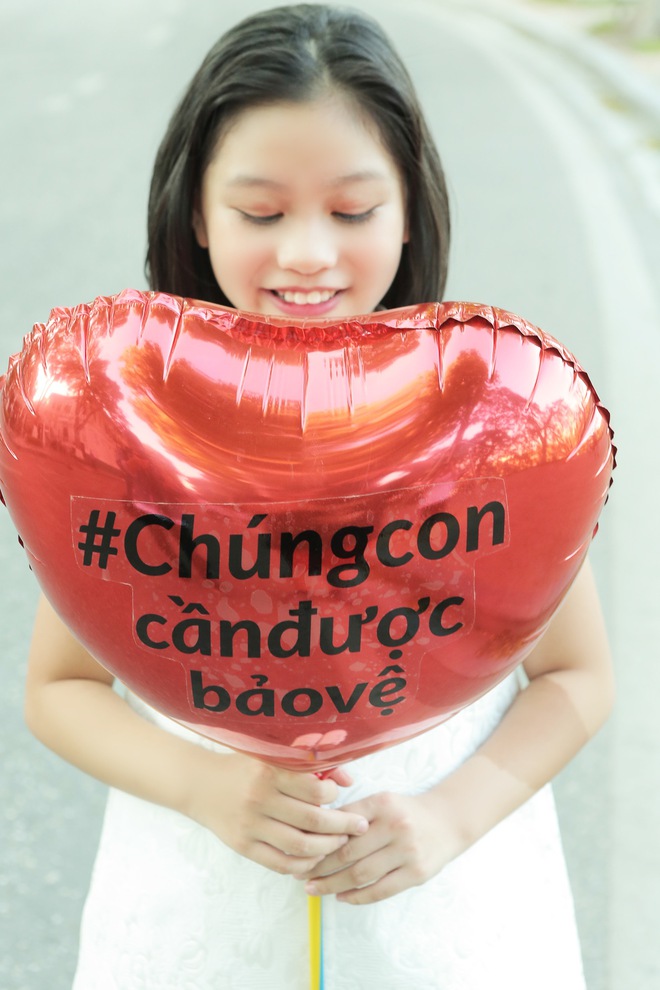 Xu&acirc;n Lan đội nắng, c&ugrave;ng 135 em b&eacute; k&ecirc;u gọi chống lại nạn ấu d&acirc;m - Ảnh 5.