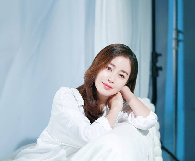 Kim Tae Hee và Bi Rain tiết lộ giới tính con đầu lòng - Ảnh 1.