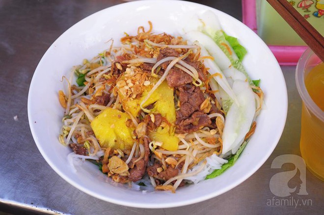8 món ăn dân dã khách Tây hay rỉ tai nhau nhất định phải nếm khi đến Hà  Nội - Ảnh 12.