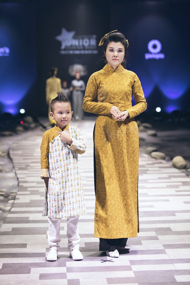 Ốc Thanh Vân cùng 3 nhóc tỳ mở màn Tuần lễ Thời trang Thiếu nhi 2017 - Ảnh 15.