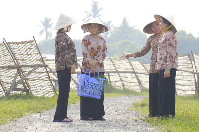 Tường Vi bỏ tình cũ để cặp đại gia, Cát Phượng lam lũ đến mức không nhận ra - Ảnh 2.