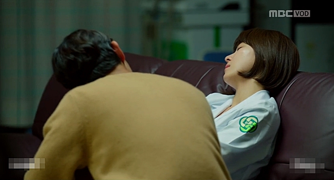 Tạm quên nam chính, Ha Ji Won được nam phụ ngọt ngào chăm sóc - Ảnh 12.