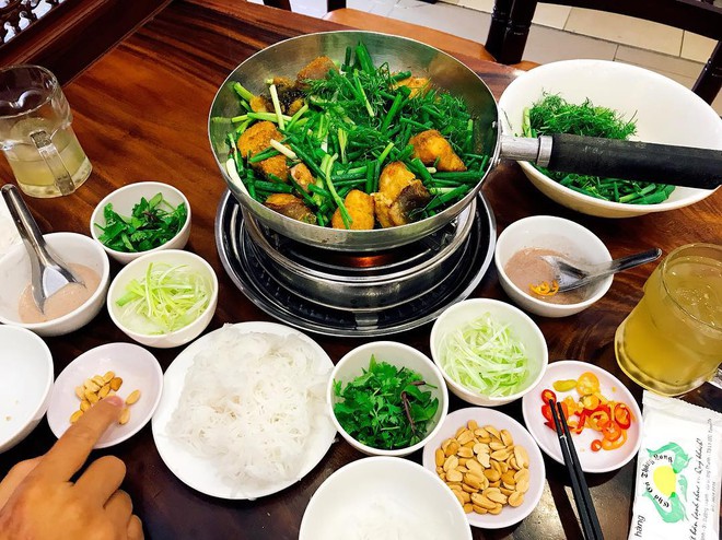 8 món ăn dân dã khách Tây hay rỉ tai nhau nhất định phải nếm khi đến Hà  Nội - Ảnh 10.