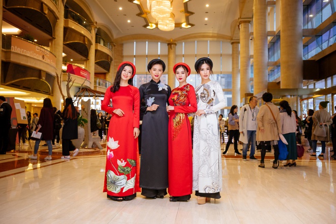 Ngô Thanh Vân cùng hội mỹ nhân Cô Ba Sài Gòn diện áo dài nổi bật trên thảm đỏ LHP Busan - Ảnh 6.