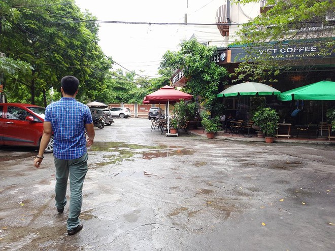 Hà Nội: Nơi mưa ngập trắng băng, dân thi nhau bắt cá, nơi chỉ đủ ướt đường - Ảnh 11.