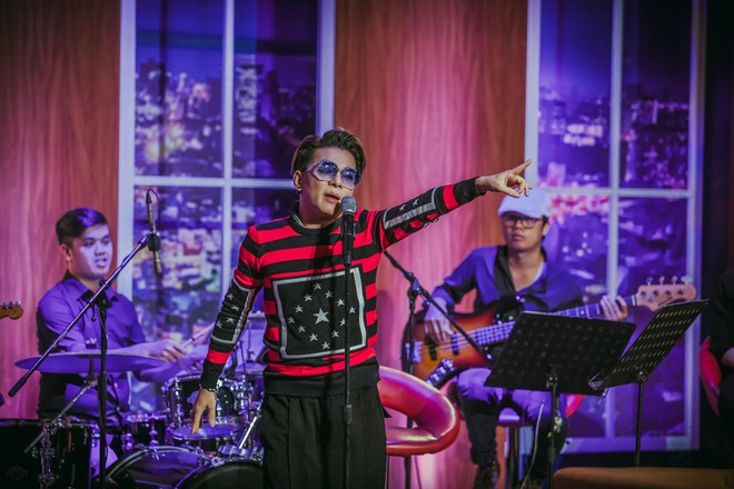 Long Nhật gây sốc khi nhận mình là người đàn ông men nhất showbiz Việt - Ảnh 10. Long Nhật gây sốc khi nhận mình là người đàn ông men nhất showbiz Việt - Ảnh 10.