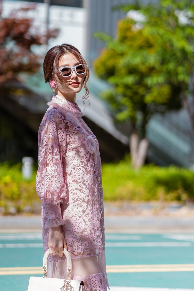 Diễm My diện hanbok đẹp hút ánh nhìn trên đường phố Hàn Quốc - Ảnh 11.