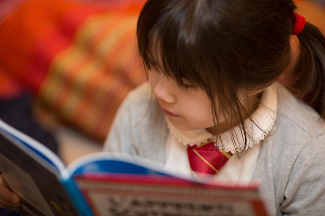 Tác giả sách thiếu nhi nổi tiếng Nhật Bản chia sẻ 5 điều quan trọng khi đọc sách cho con - Ảnh 2.