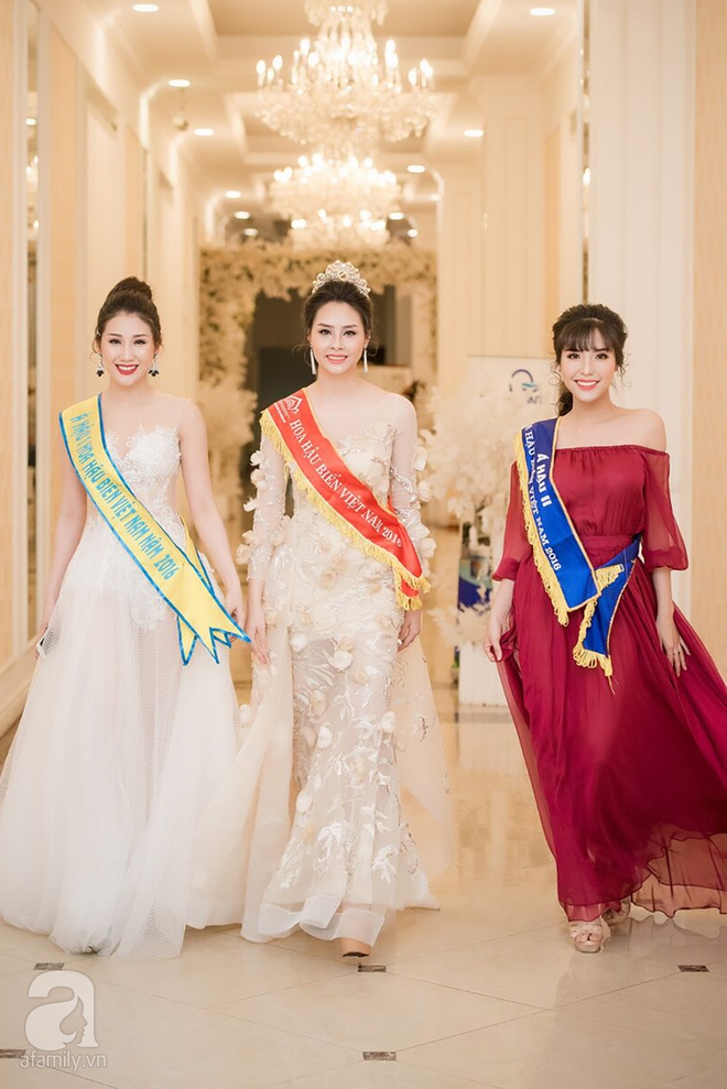 Hoa hậu biển Thùy Trang rạng rỡ kỷ niệm 1 năm đăng quang - Ảnh 1.
