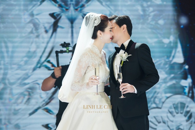 Cận cảnh lễ cưới đẹp như cổ tích của Hoa hậu Đặng Thu Thảo và đại gia Nguyễn Trung Tín - Ảnh 3.