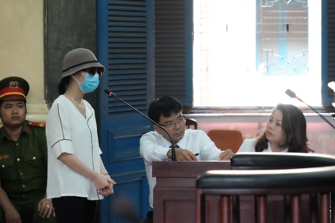 Nữ sinh bị tạt axit ở Sài Gòn kháng án thành công, cô gái chủ mưu lãnh án gần 10 năm tù - Ảnh 2.