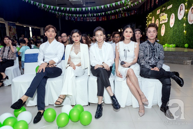 Vợ chồng Tim - Trương Quỳnh Anh hạnh phúc bên nhau sau sóng gió - Ảnh 4. Vợ chồng Tim - Trương Quỳnh Anh hạnh phúc bên nhau sau sóng gió - Ảnh 4.