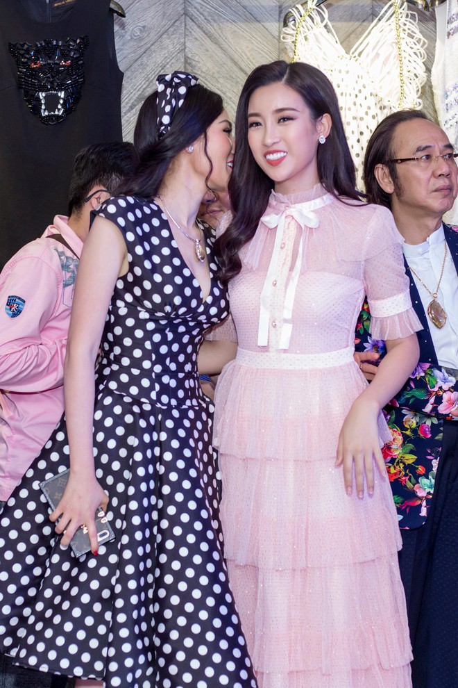 Hoa hậu Đỗ Mỹ Linh tươi tắn hội ngộ MC Phan Anh sau khi trở về từ Miss World - Ảnh 6.