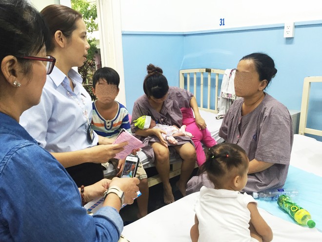 Có một nữ điều dưỡng ở Sài Gòn 26 năm cưu mang trẻ sơ sinh bị mẹ “đẻ xong rồi bỏ rơi” - Ảnh 2.