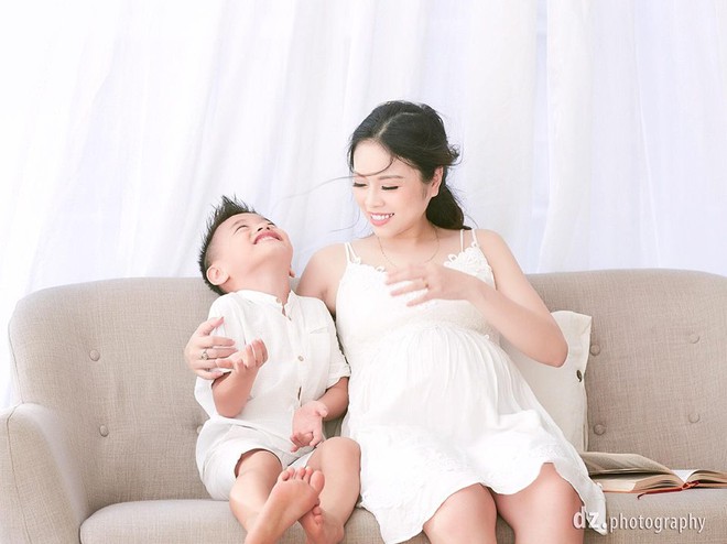 Hotmom Hằng túi lại khiến chị em ghen thầm với bộ ảnh bầu lần 3 đẹp viên mãn bên chồng con - Ảnh 12.