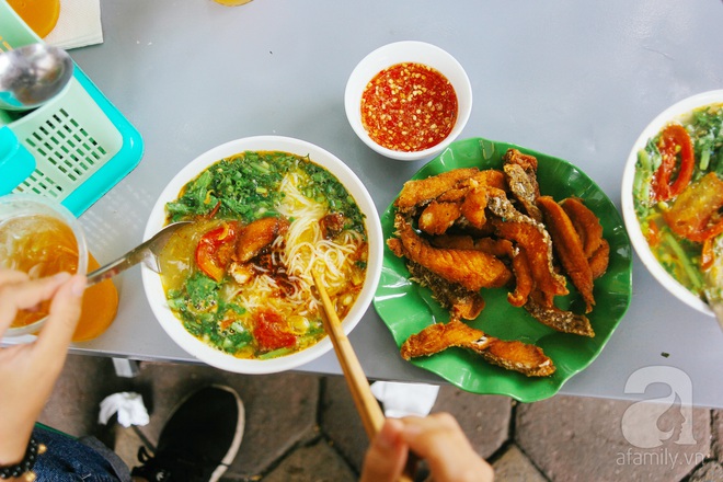 5 quán bún cá ở Hà Nội ngon đến mức, ăn một lần là mê ngay tắp lự - Ảnh 22.