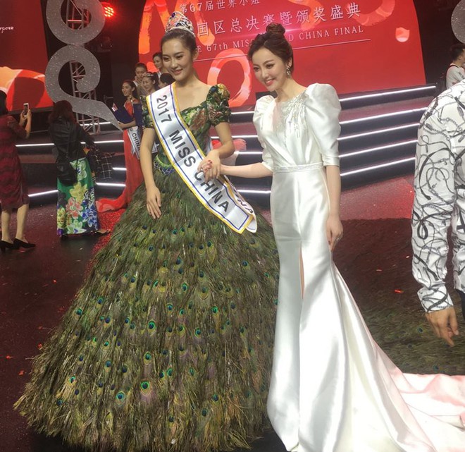Tân Hoa hậu Trung Quốc 2017 được khen ngợi hết lời về nhan sắc - Ảnh 2.