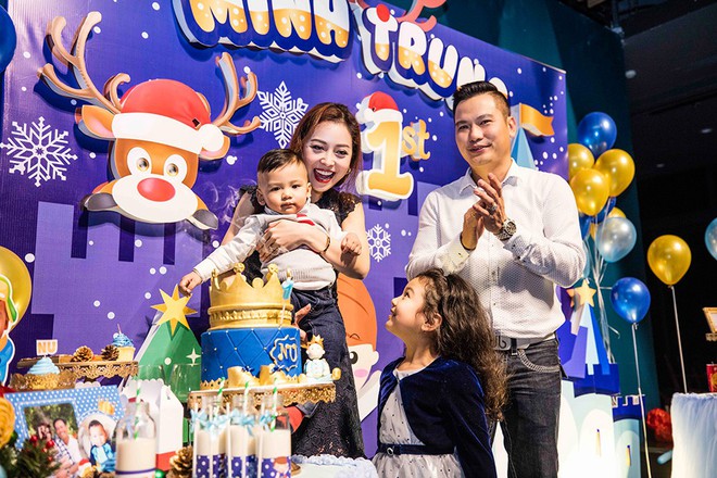 Jennifer Phạm cùng doanh nhân Đức Hải tổ chức sinh nhật cho con trai - Ảnh 1.