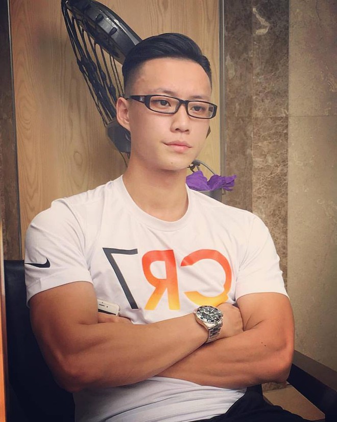 Ai cũng cười với bức ảnh sống ảo phiên bản lỗi của anh chàng điển trai, sự thật còn buồn cười hơn - Ảnh 3. Ai cũng cười với bức ảnh sống ảo phiên bản lỗi của anh chàng điển trai, sự thật còn buồn cười hơn - Ảnh 3.
