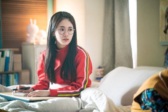 Phim của Lee Jong Suk - Suzy tung poster hao hao... The Notebook - Ảnh 4.