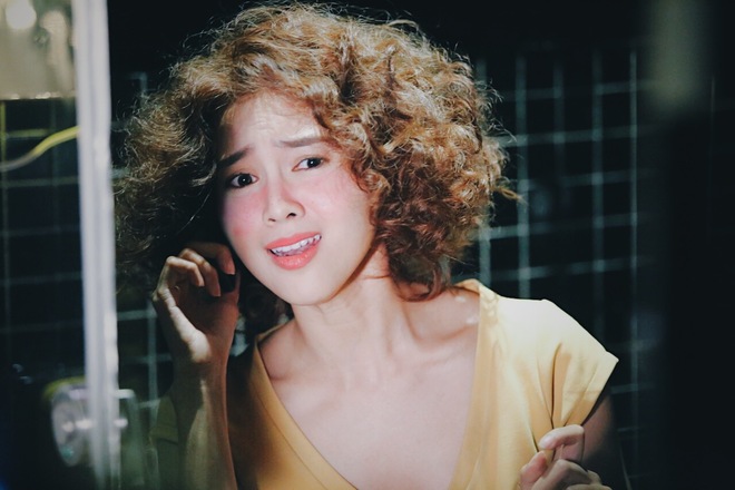 Phong cách thời trang của Lan Ngọc gây hoang mang vì xấu đau xấu đớn - Ảnh 2. Phong cách thời trang của Lan Ngọc gây hoang mang vì xấu đau xấu đớn - Ảnh 2.