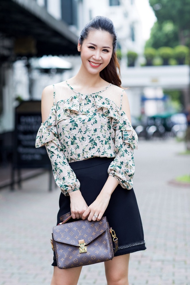 Hoa hậu Dương Thùy Linh rạng rỡ khoe vóc dáng ngày càng tươi trẻ  - Ảnh 7.
