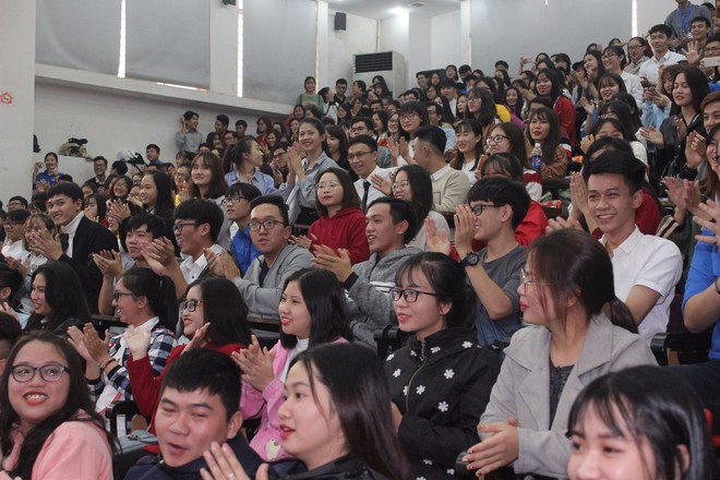 Phương Thanh từng dọa chia tay bạn trai khi bị ngăn cản đóng vai gái điếm - Ảnh 6. Phương Thanh từng dọa chia tay bạn trai khi bị ngăn cản đóng vai gái điếm - Ảnh 6.