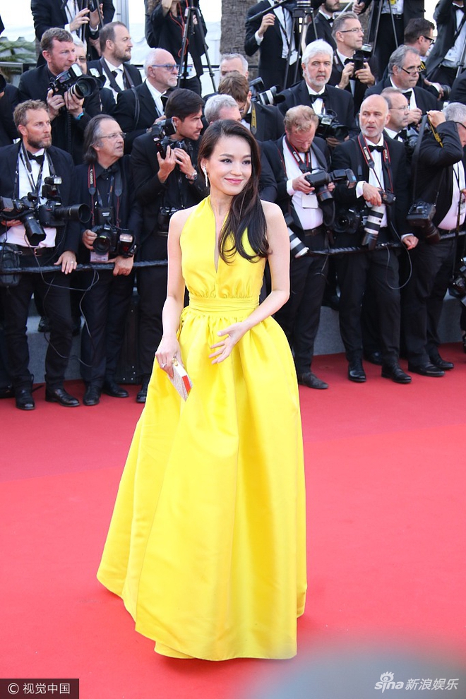 Phạm Băng Băng bị chê diện váy như đồ ngủ giữa dàn sao lộng lẫy tại thảm đỏ LHP Cannes - Ảnh 5.