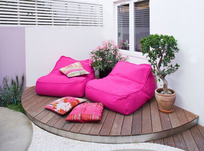Thiết kế mảnh sân sau thành góc thư giãn đẹp mê mẩn với điểm nhấn lãng mạn từ màu hồng - Ảnh 3.