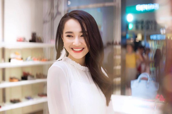 Soi nhất cử nhất động của sao Việt 9/7 - Ảnh 12.