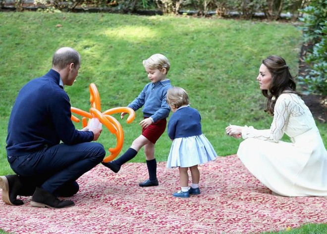 Cách dạy con vô cùng nghiêm khắc của cặp vợ chồng Kate Middleton khiến cả thế giới phải chú ý - Ảnh 4.