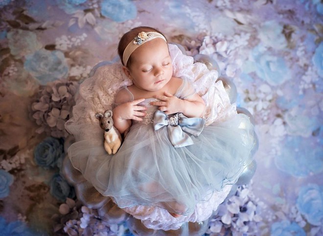 Newborn Disney princesses - the cutest photos you've ever seen - Photo 9.