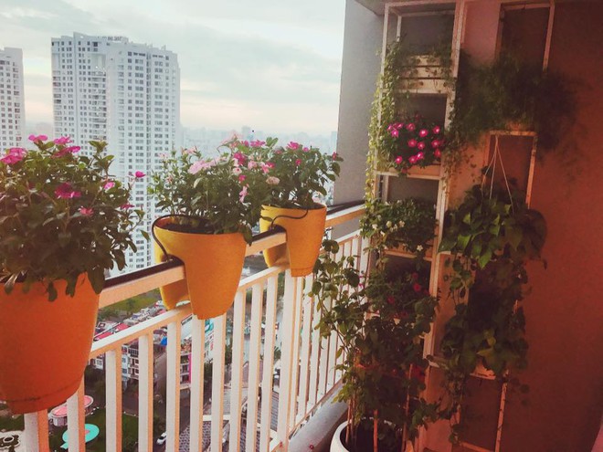 Ngắm căn hộ góc nào cũng lãng mạn và ngọt ngào với hoa tươi của hoa hậu Phạm Hương - Ảnh 25.