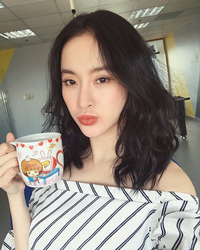 Soi nhất cử nhất động của sao Việt (27/10) - Ảnh 6.