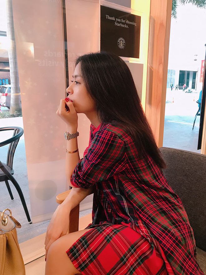 Soi nhất cử nhất động của sao Việt (30/12) - Ảnh 5. Soi nhất cử nhất động của sao Việt (30/12) - Ảnh 5.
