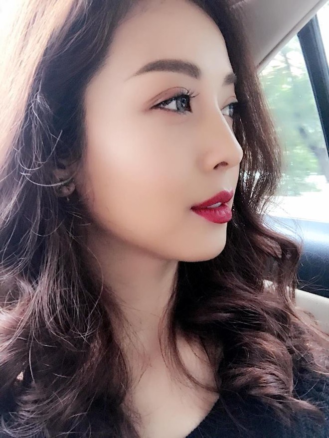 Soi nhất cử nhất động của sao Việt (30/12) - Ảnh 7. Soi nhất cử nhất động của sao Việt (30/12) - Ảnh 7.