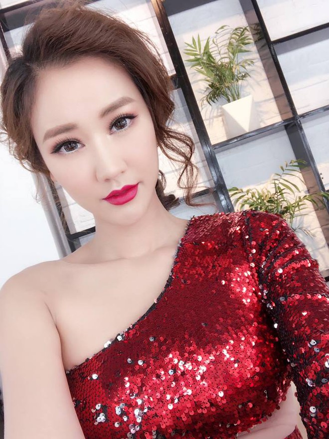 Soi nhất cử nhất động của sao Việt (31/12) - Ảnh 6.