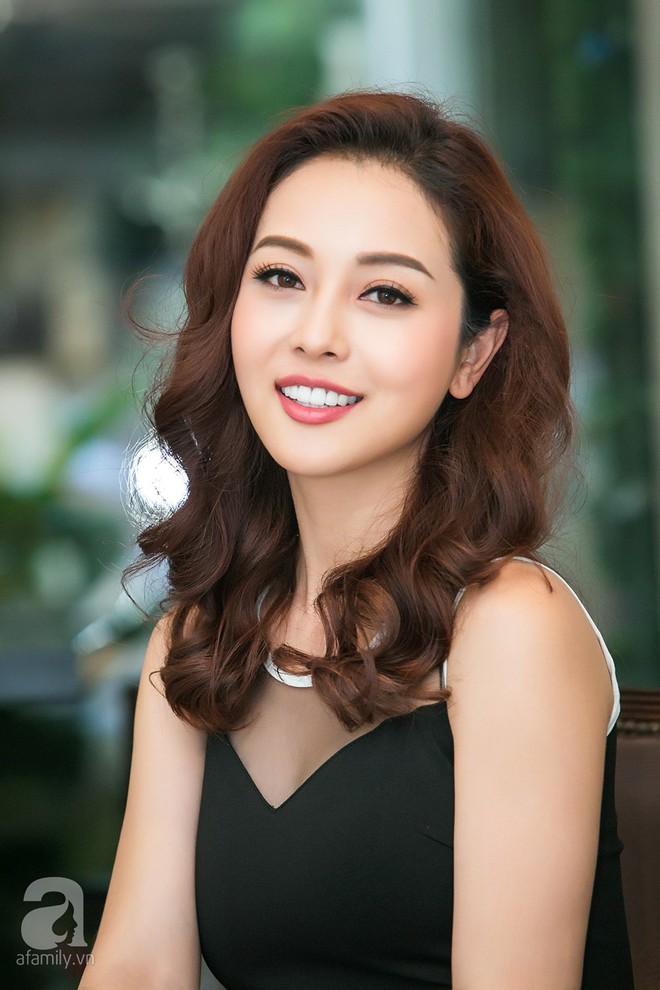 Hoa hậu Jennifer Phạm: Khi bị phản bội, tôi đã từng tìm mọi cách níu kéo nhưng không được - Ảnh 2.