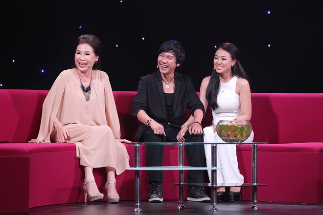 Sau 4 năm ly hôn, chồng cũ Kiều Oanh công khai vợ mới kém 20 tuổi trên truyền hình - Ảnh 3.