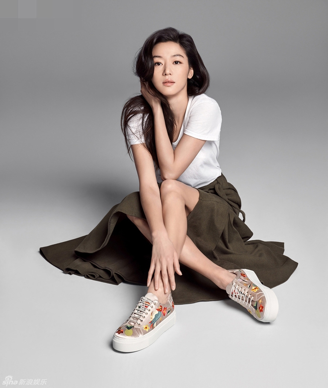Mợ chảnh Jun Ji Hyun bỏ quên thời gian trong bộ ảnh mới - Ảnh 5. Mợ chảnh Jun Ji Hyun bỏ quên thời gian trong bộ ảnh mới - Ảnh 5.