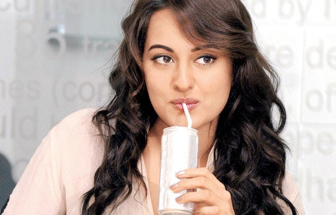 Bí mật trong ăn uống và tập luyện giúp cô gái 90kg trở thành nữ diễn viên xinh đẹp của Bollywood - Ảnh 3.