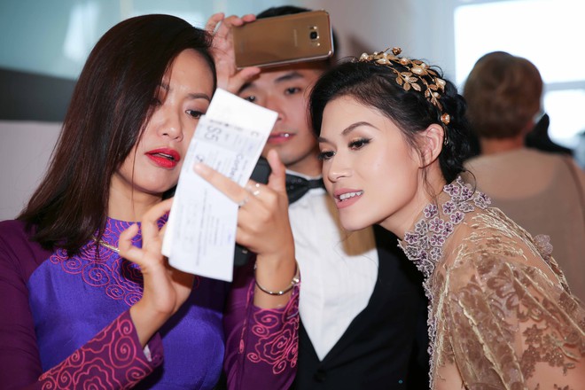 Hồng Ánh, Ngọc Thanh Tâm xuất hiện rực rỡ tại LHP Cannes 2017 - Ảnh 6.