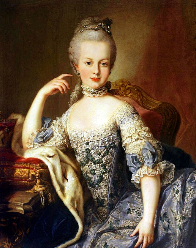 Hoàng hậu tai tiếng phóng đãng bậc nhất châu Âu: Nhan sắc tuyệt trần nghìn người mê đắm, riêng chồng dửng dưng không nhòm ngó - Ảnh 10.