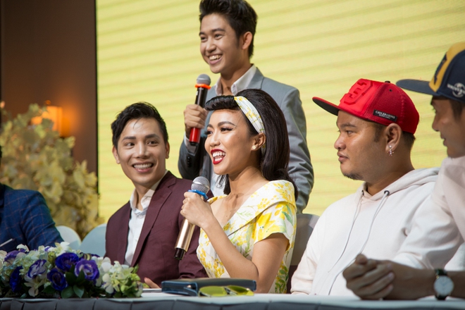 Diệu Nhi khác lạ với phong cách retro, thẹn thùng khi bị kể xấu - Ảnh 4. Diệu Nhi khác lạ với phong cách retro, thẹn thùng khi bị kể xấu - Ảnh 4.