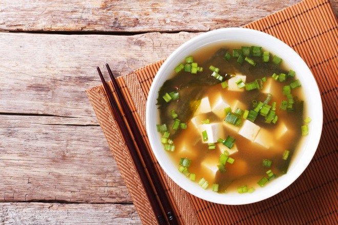 Phòng bệnh hơn chữa bệnh: 15 món ăn, đồ uống giữ ấm cơ thể trẻ giúp mẹ thổi bay nỗi lo nơm nớp con cảm - Ảnh 12. Phòng bệnh hơn chữa bệnh: 15 món ăn, đồ uống giữ ấm cơ thể trẻ giúp mẹ thổi bay nỗi lo nơm nớp con cảm - Ảnh 12.