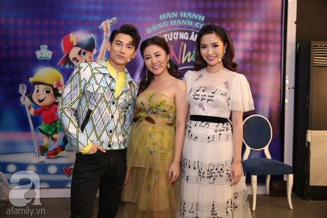 Văn Mai Hương béo lên trông thấy khi đọ dáng cùng Minh Hằng và Bích Phương - Ảnh 2. Văn Mai Hương béo lên trông thấy khi đọ dáng cùng Minh Hằng và Bích Phương - Ảnh 2.