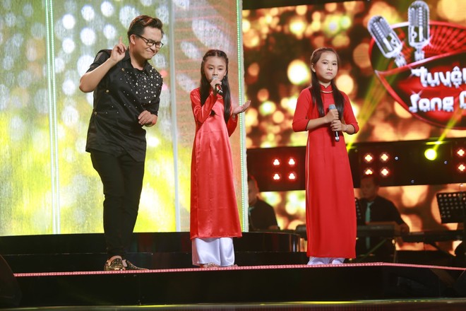 Mới 10 tuổi, cô bé này đã dám hát hit của Tùng Dương khiến ai nấy nổi da gà - Ảnh 9.